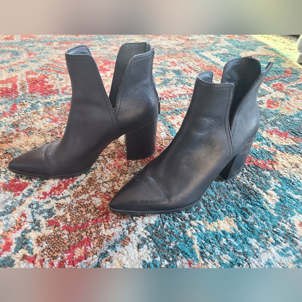 Steve Madden Pointed Toe Booties